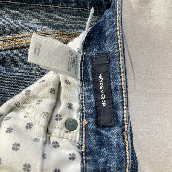 Lucky Brand High Rise Crop - Picture 6 of 9